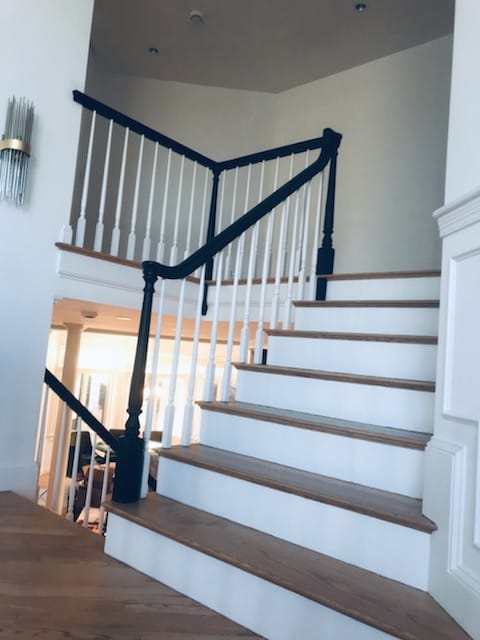 Exterior painting Massachusetts weather protection detail work