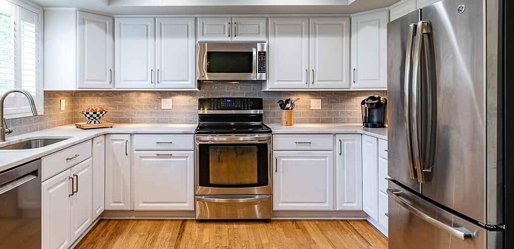 cabinet refinishing Wilmington MA navy base white upper cabinets Wilmington MA